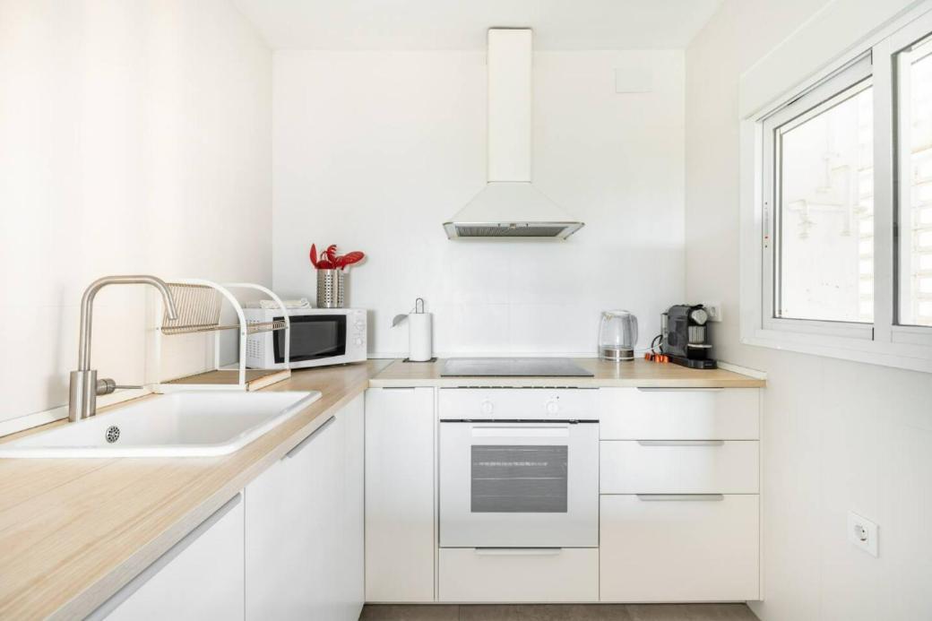 Apartamento Amplio Con 4 Habitaciones Y 2 Banos - Great Apartment With 4 Rooms - 2 Baths Seville Luaran gambar